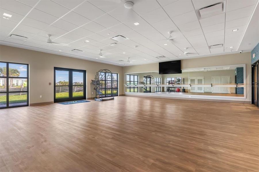 Spacious, unfurnished interior of a new home in , Venice (Image 19). Spacious, unfurnished interior of a new home in , Venice (Image 19).