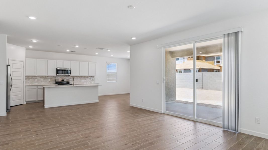 Representative unfurnished interior of a home built from the Crow by D.R. Horton in Zanjero Pass, Glendale (Image 30).