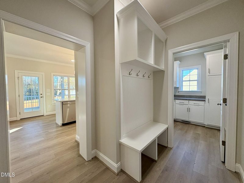 f9bc36ab-4a47-4eff-999a-c22a9e2f6930