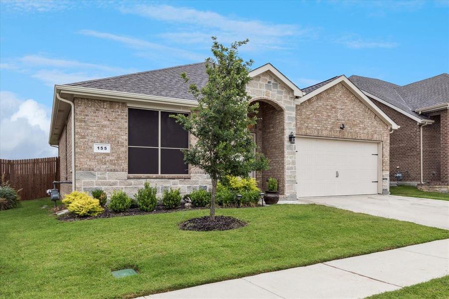 Nicely landscaped Nicely landscaped