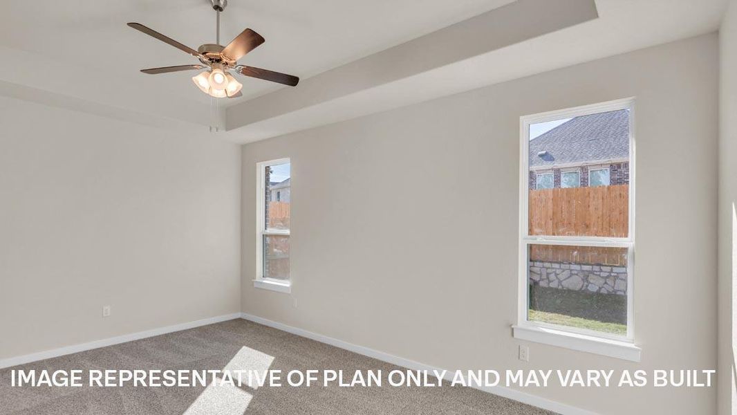 Spacious, unfurnished interior of a new home in Rosenbusch Ranch, Leander (Image 11).