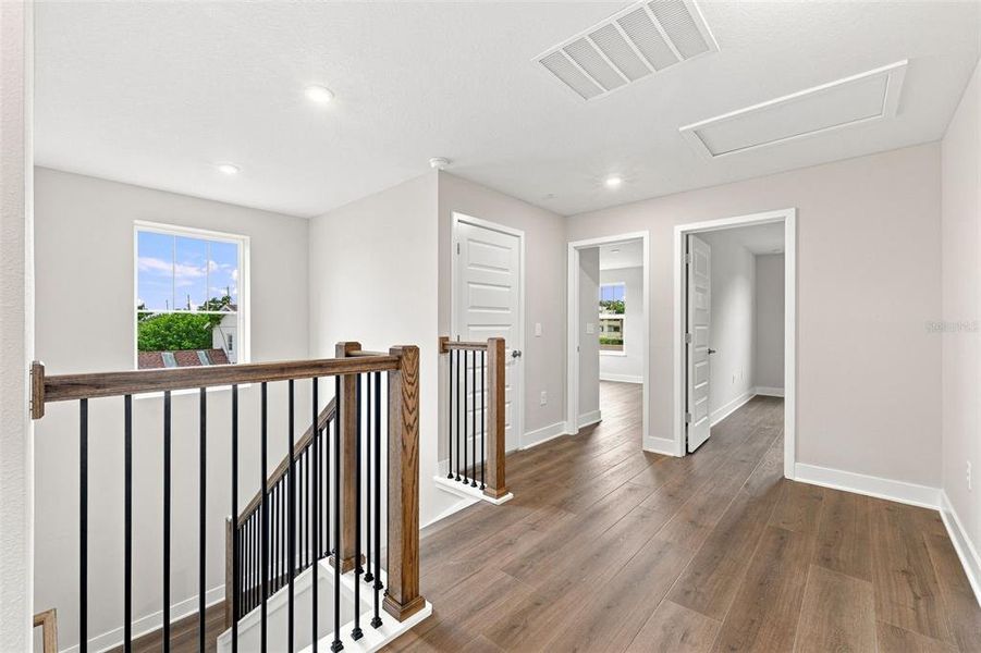 Spacious, unfurnished interior of a new home in , St. Petersburg (Image 23).