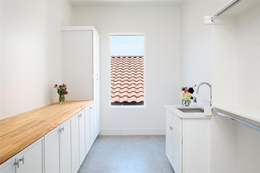 Furnished interior view inside a new home in , University Park (Image 33).