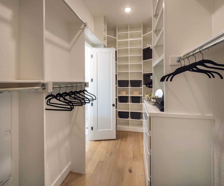 Representative furnished interior of a home built from the 216G by Highland Homes in Quail Hollow, Rockwall (Image 26).