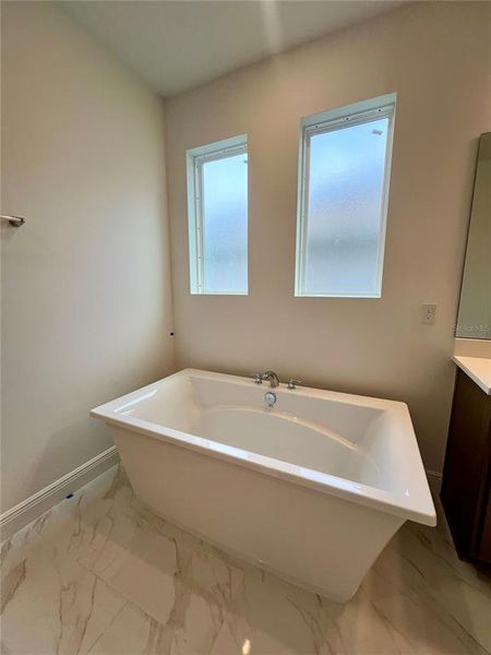 Image 27 of a home in Hills of Minneola.