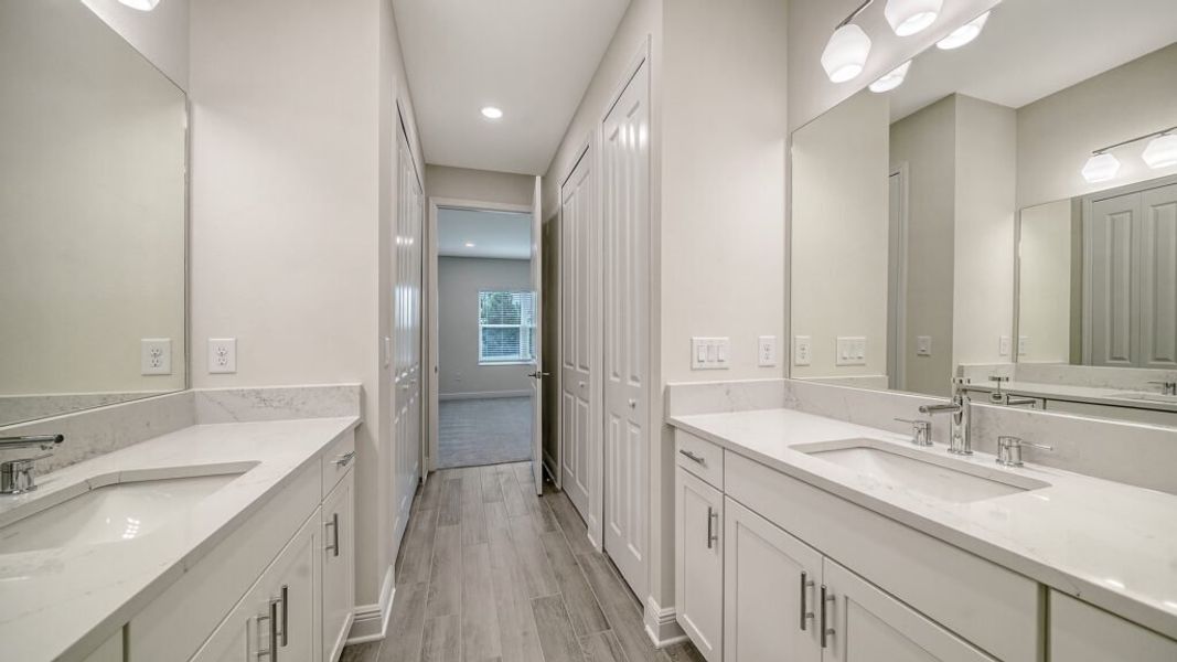 Furnished interior view inside a new home in Palm Grove, Lakewood Ranch (Image 12).
