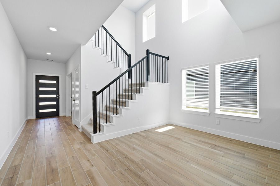 Spacious, unfurnished interior of a new home in Magnolia Springs, Montgomery (Image 20).