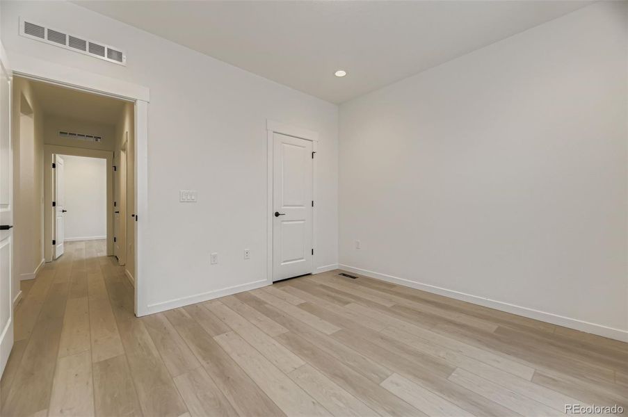 Spacious, unfurnished interior of a new home in Hilltop 55+ at Inspiration 55s, Aurora (Image 21).
