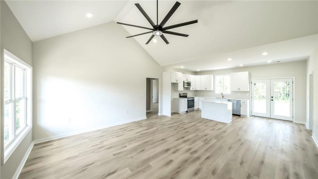 Spacious, unfurnished interior of a new home in , Tallapoosa (Image 18).
