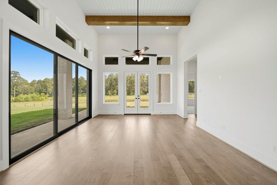 Spacious, unfurnished interior of a new home in Bentwood Farms, Montgomery (Image 43).