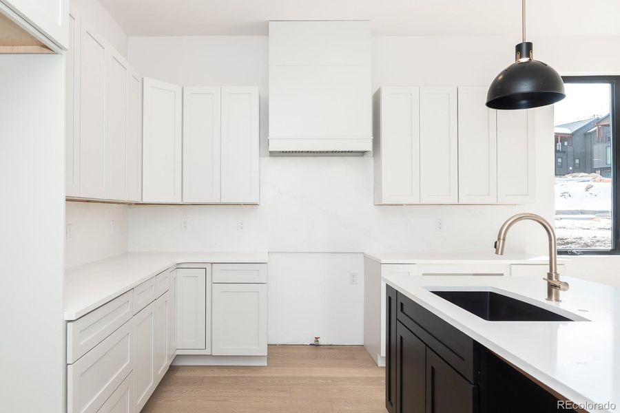 Furnished interior view inside a new home in , Winter Park (Image 10).