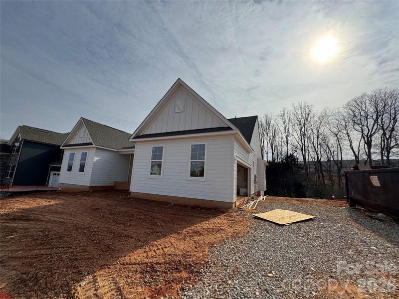 Image 40 of a home in Robinson Oaks.