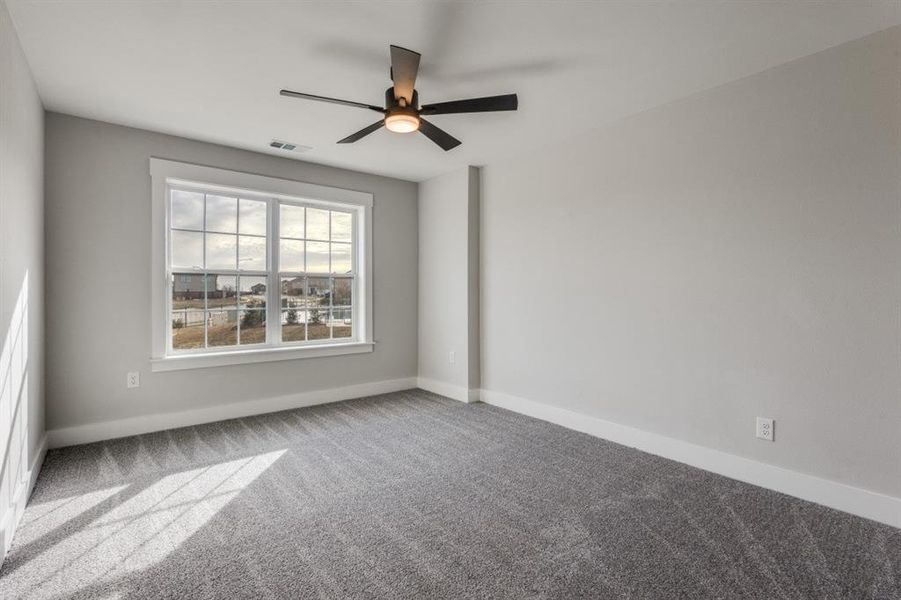 Spacious, unfurnished interior of a new home in , Princeton (Image 10).