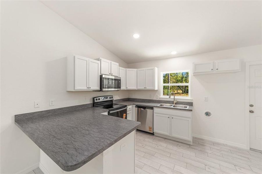 Furnished interior view inside a new home in , Dunnellon (Image 5). Furnished interior view inside a new home in , Dunnellon (Image 5).