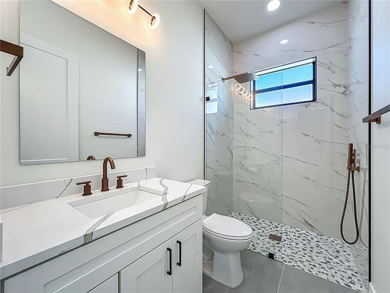 2ND BATHROOM 2ND BATHROOM