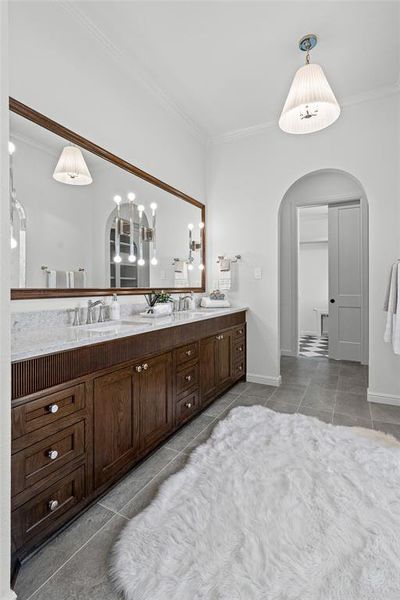 Furnished interior view inside a new home in SouthBend Estates, Granbury (Image 33).