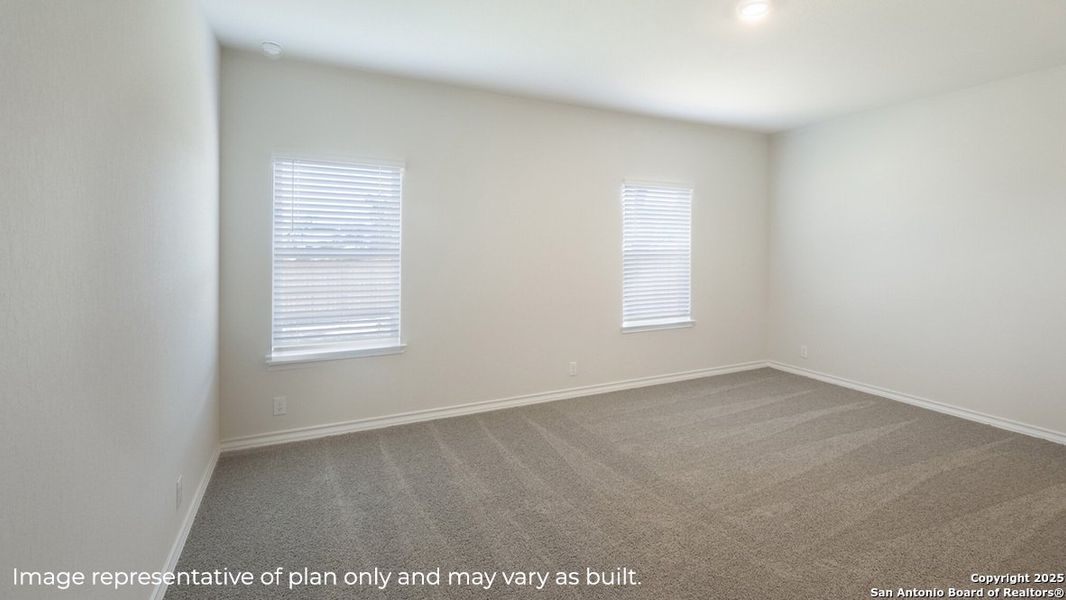 Spacious, unfurnished interior of a new home in Brookstone Creek, San Antonio (Image 11).