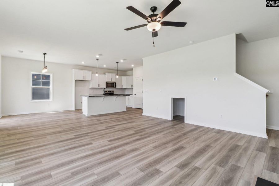 Spacious, unfurnished interior of a new home in Raglins Creek, Lugoff (Image 13).
