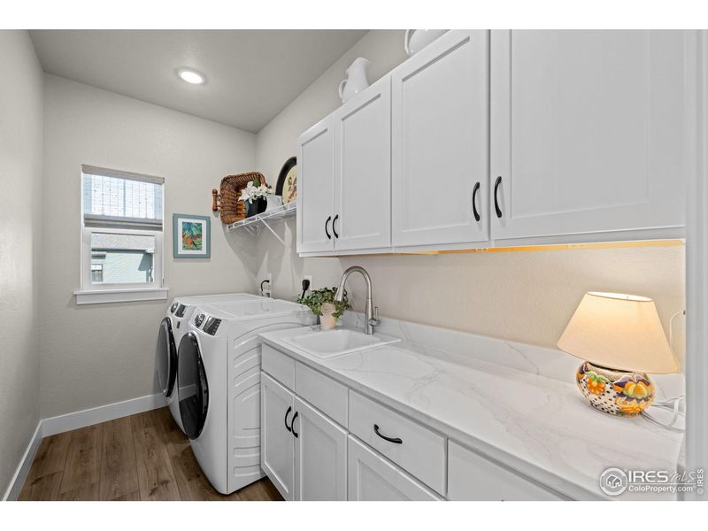 Furnished interior view inside a new home in , Longmont (Image 12).