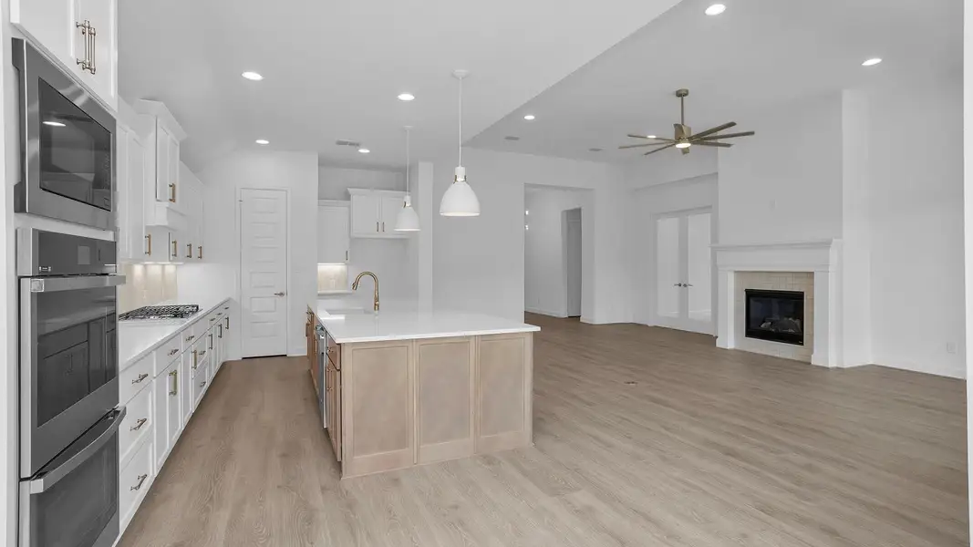 Furnished interior view inside a new home in The Highlands 65', Porter (Image 2). Furnished interior view inside a new home in The Highlands 65', Porter (Image 2).