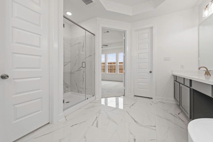 Representative image. Features, specifications, selections and colors may vary. Representative image. Features, specifications, selections and colors may vary.