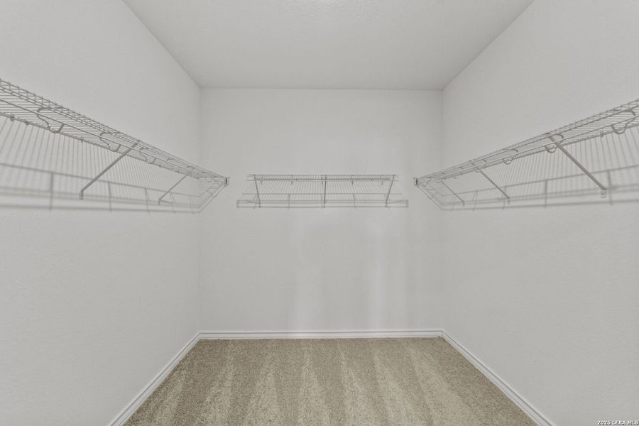 Spacious, unfurnished interior of a new home in Corley Farms, Boerne (Image 23).