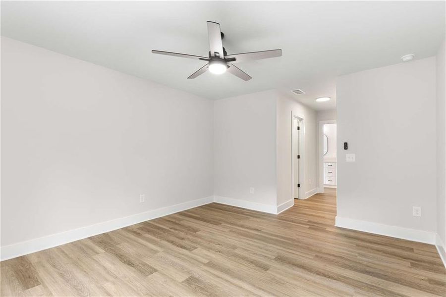 Spacious, unfurnished interior of a new home in , Gainesville (Image 14). Spacious, unfurnished interior of a new home in , Gainesville (Image 14).