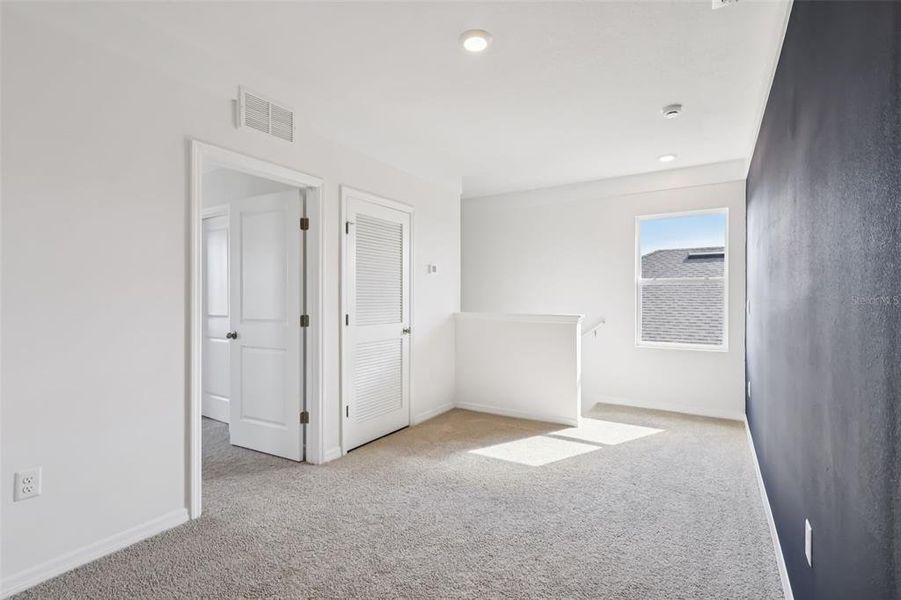 Spacious, unfurnished interior of a new home in , Haines City (Image 19).