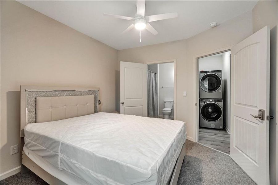 Furnished interior view inside a new home in Thompson Ridge, Dallas (Image 11). Furnished interior view inside a new home in Thompson Ridge, Dallas (Image 11).