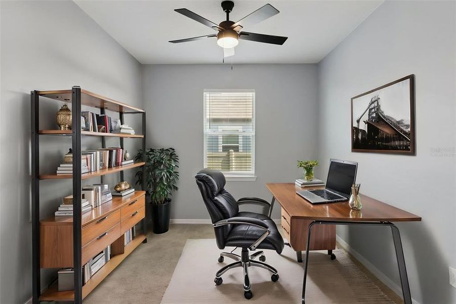Furnished interior view inside a new home in , Lake Alfred (Image 16).