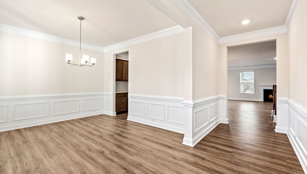 Spacious, unfurnished interior of a new home in Seven Oaks, Greenwood (Image 18).