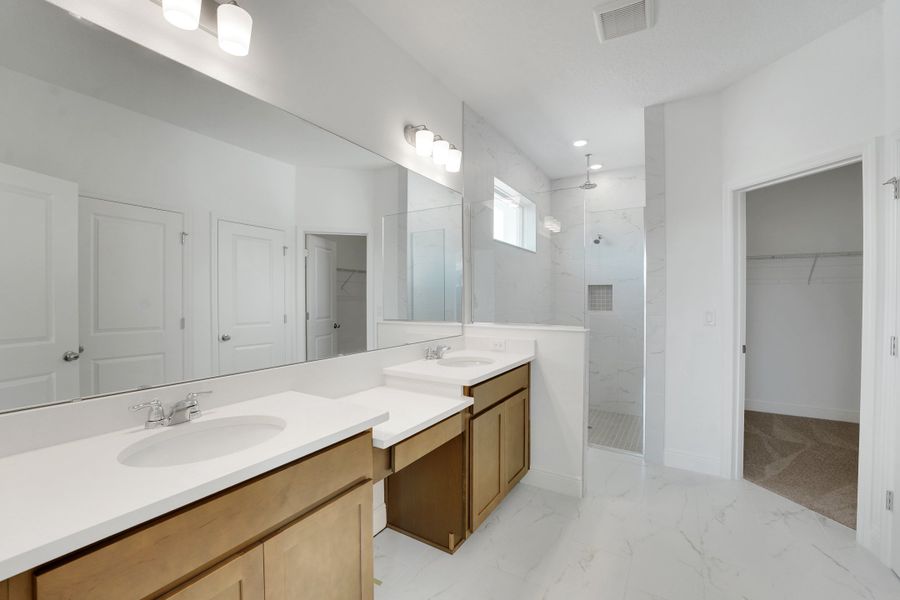 2,235sf New Home in Apopka, FL.  - Slide 33