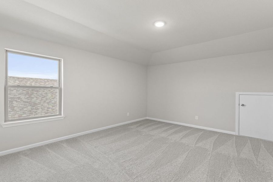 Representative unfurnished interior of a home built from the Cedar Sorella 40s by Brohn Homes in Sorella, Tomball (Image 29).