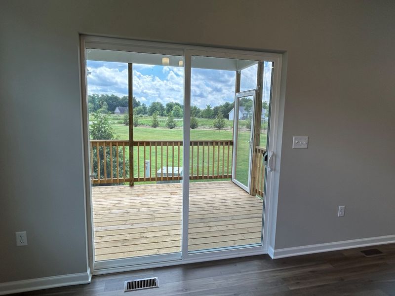 Spacious, unfurnished interior of a new home in Mystic Ridge, Whitmore Lake (Image 53).