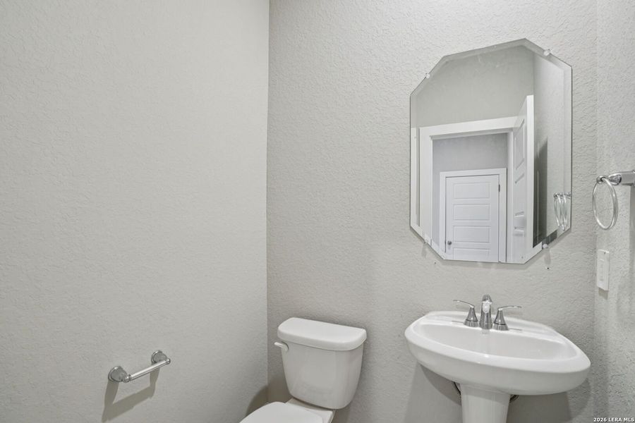 Furnished interior view inside a new home in Lark Canyon, New Braunfels (Image 11).