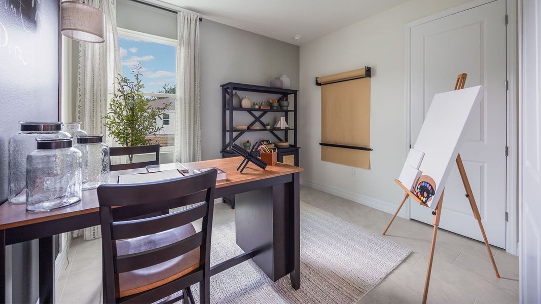 Furnished interior view inside a new home in Lakes of Mount Dora, Mount Dora (Image 33).