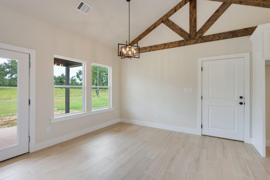 Spacious, unfurnished interior of a new home in , Franklin (Image 22).
