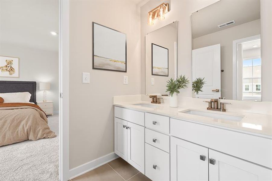 Representative furnished interior of a home built from the York by Ryan Homes in Linden Park, Moore (Image 15). Representative furnished interior of a home built from the York by Ryan Homes in Linden Park, Moore (Image 15).
