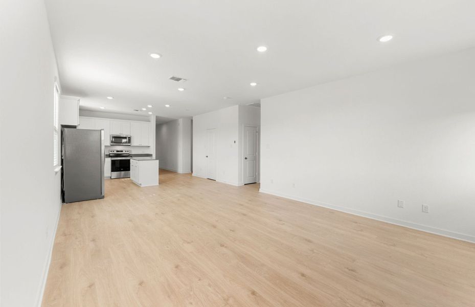 Spacious, unfurnished interior of a new home in Lagos, Manor (Image 42). Spacious, unfurnished interior of a new home in Lagos, Manor (Image 42).