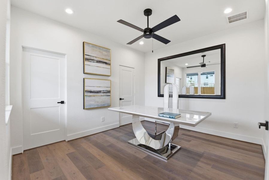 Furnished interior view inside a new home in , Houston (Image 38).