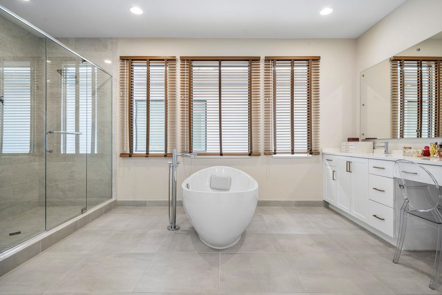027-8124CrystalDownsAvenue-BocaRaton-FL-