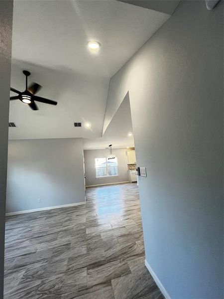 Spacious, unfurnished interior of a new home in , Granbury (Image 17).