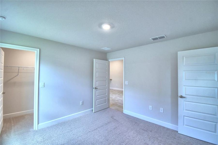 Spacious, unfurnished interior of a new home in , Auburndale (Image 51).