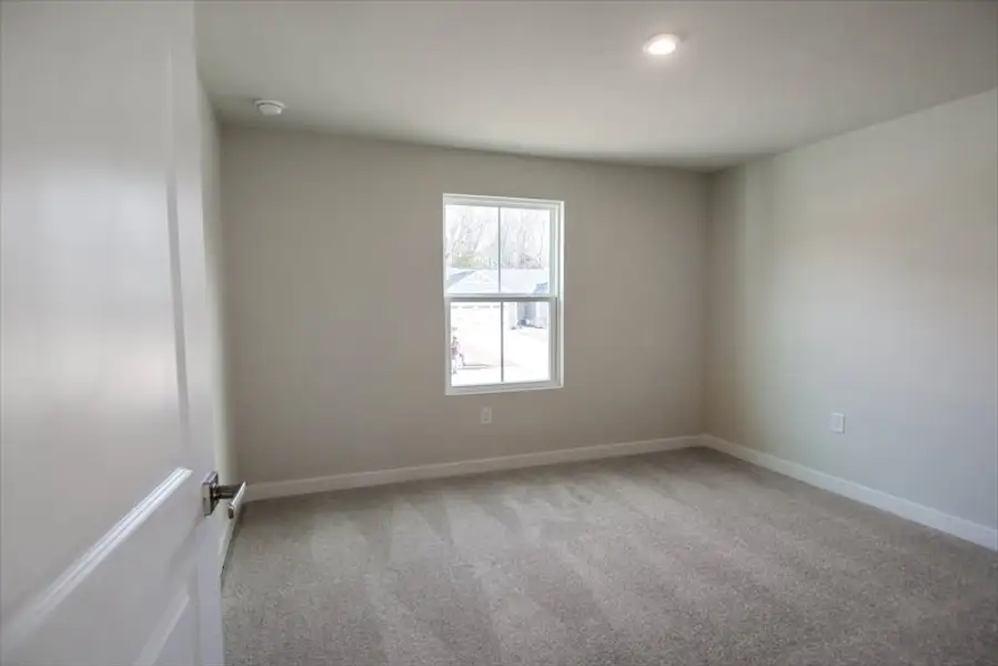 Spacious, unfurnished interior of a new home in Waverly Springs, Woodruff (Image 14). Spacious, unfurnished interior of a new home in Waverly Springs, Woodruff (Image 14).