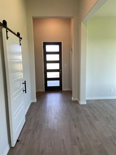 Spacious, unfurnished interior of a new home in Hillview Addition, Decatur (Image 8).