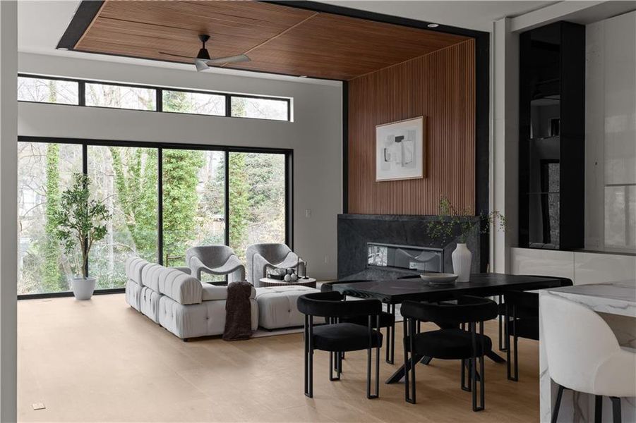 Image 101 of a home in .