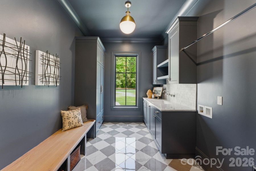 Furnished interior view inside a new home in , Davidson (Image 17).