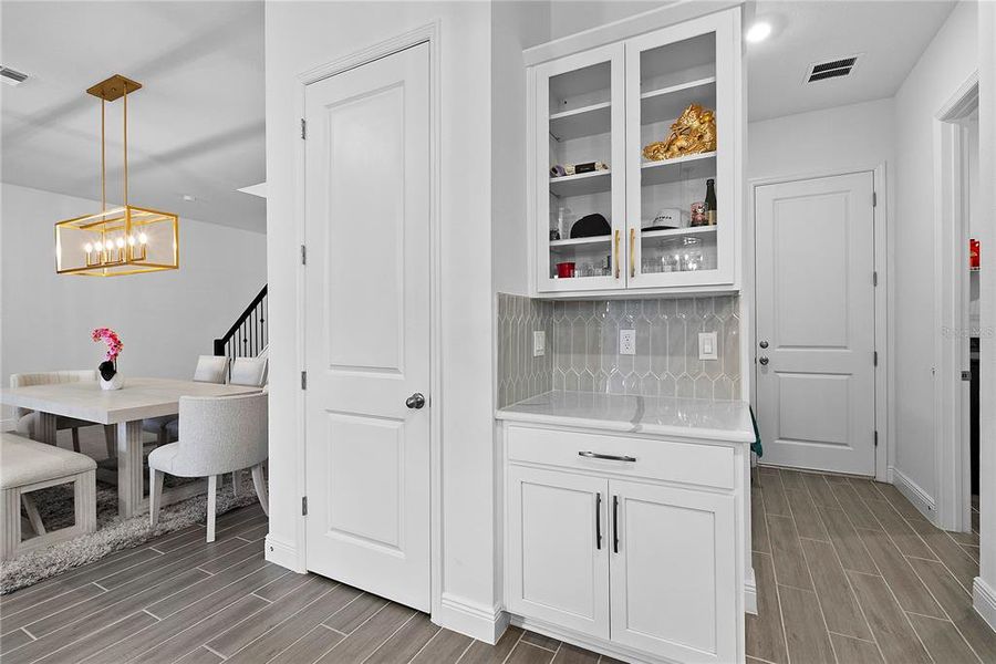Furnished interior view inside a new home in Palms at Windermere, Windermere (Image 7). Furnished interior view inside a new home in Palms at Windermere, Windermere (Image 7).