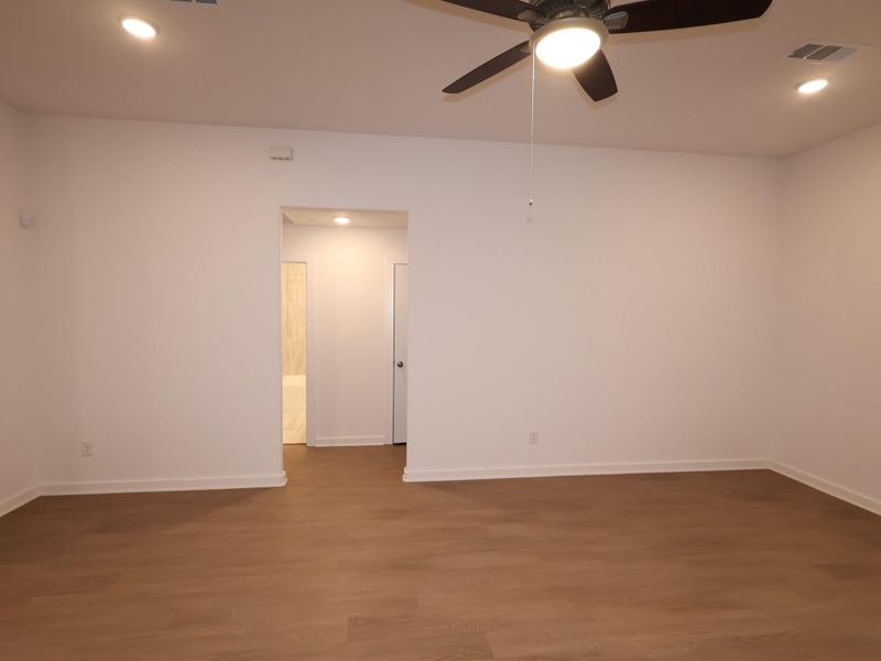 Image 12 of a home in Marvida. Image 12 of a home in Marvida.