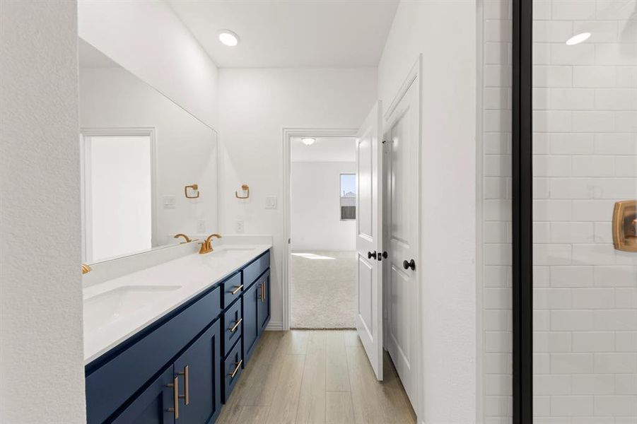 Furnished interior view inside a new home in Meadow Park, Melissa (Image 6).